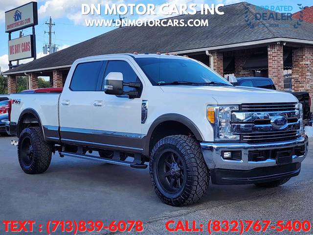 2017 Ford F-250 Super Duty Lariat 4WD photo