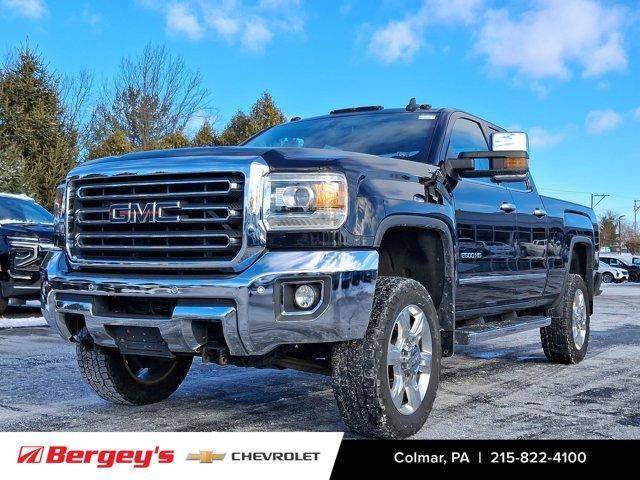 2017 GMC Sierra 2500HD SLT 4WD photo