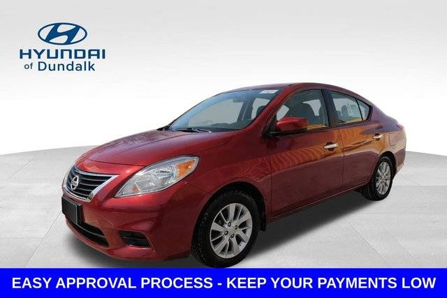 2017 Nissan Versa SV FWD photo