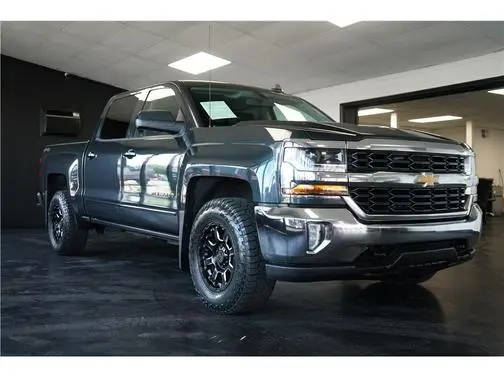 2017 Chevrolet Silverado 1500 LT 4WD photo
