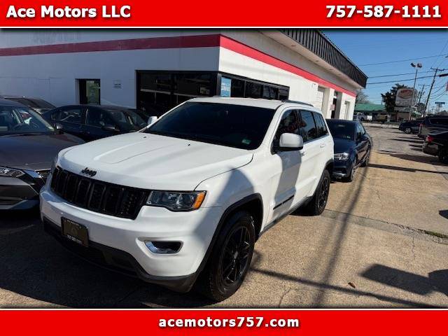 2017 Jeep Grand Cherokee Laredo 4WD photo