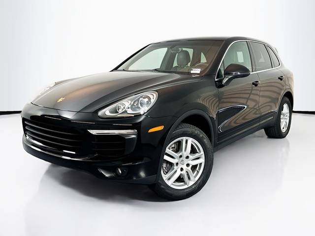 2017 Porsche Cayenne  AWD photo