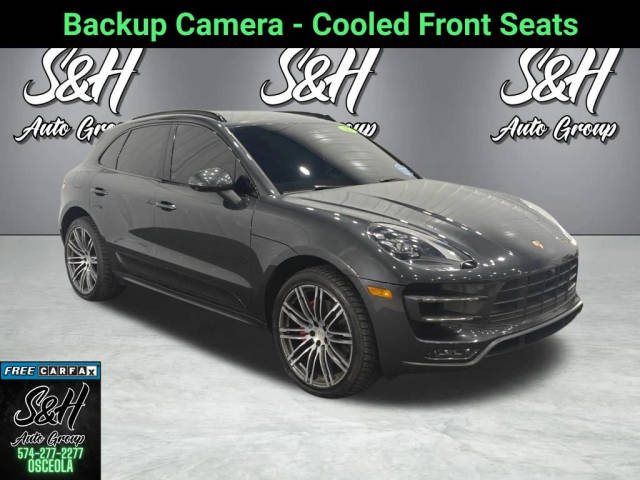 2017 Porsche Macan Turbo AWD photo