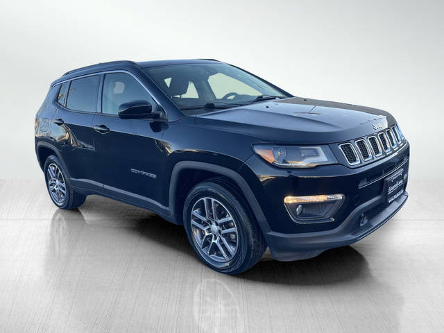 2017 Jeep Compass Latitude FWD photo