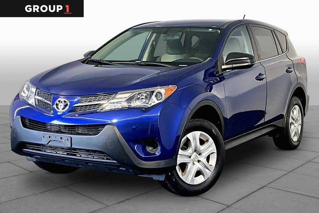 2015 Toyota RAV4 LE AWD photo