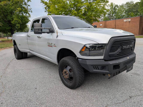 2017 Ram 3500 Tradesman 4WD photo