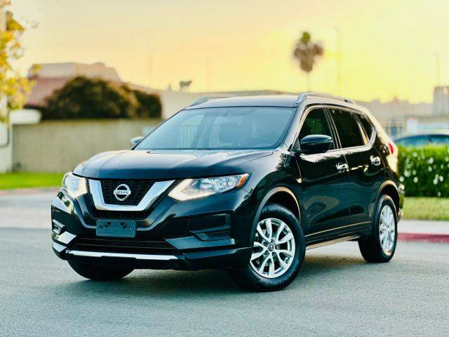 2017 Nissan Rogue SV AWD photo