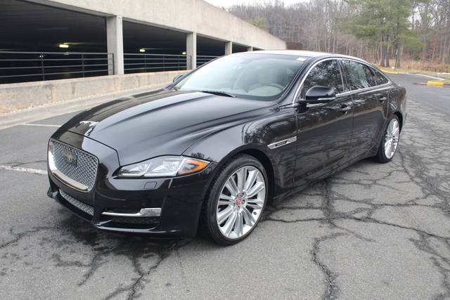 2017 Jaguar XJ XJL Supercharged RWD photo