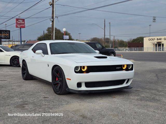 2017 Dodge Challenger SRT Hellcat RWD photo