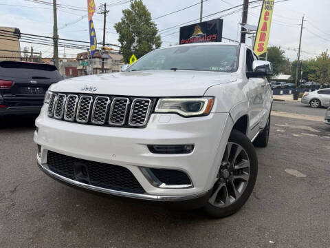 2017 Jeep Grand Cherokee Summit 4WD photo