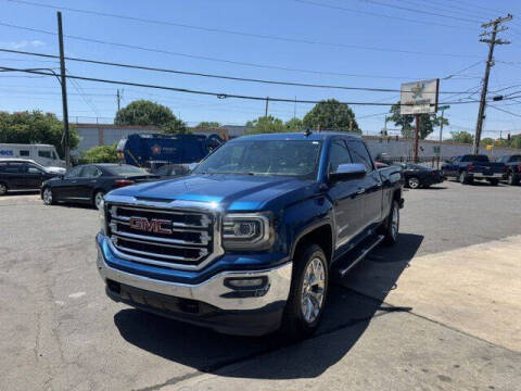 2017 GMC Sierra 1500 SLT 4WD photo