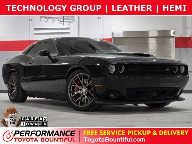 2017 Dodge Challenger SRT 392 RWD photo