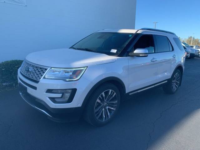 2017 Ford Explorer Platinum 4WD photo