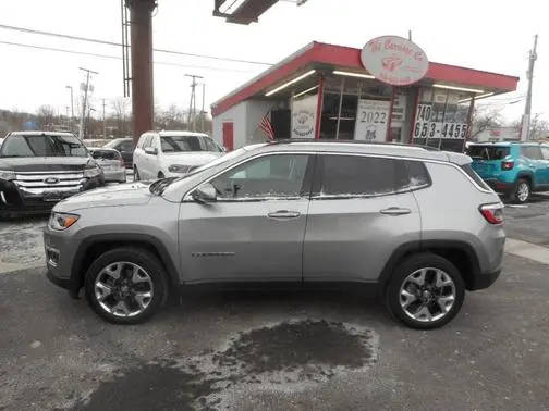 2017 Jeep Compass Limited 4WD photo