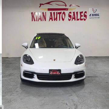 2017 Porsche Panamera 4 AWD photo