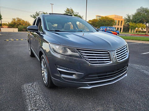 2017 Lincoln MKC Reserve FWD photo