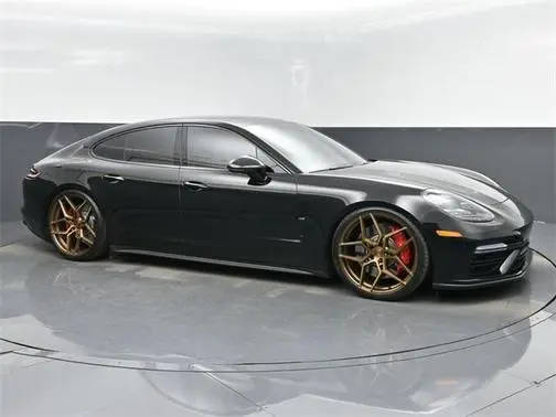 2017 Porsche Panamera Turbo AWD photo