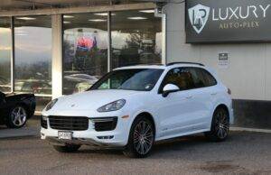 2017 Porsche Cayenne GTS AWD photo