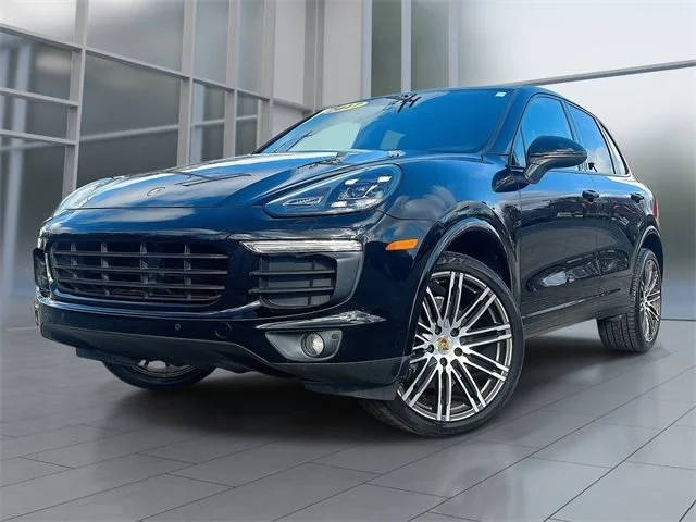 2017 Porsche Cayenne Platinum Edition AWD photo