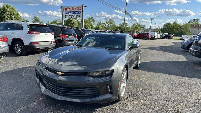 2017 Chevrolet Camaro 1LT RWD photo