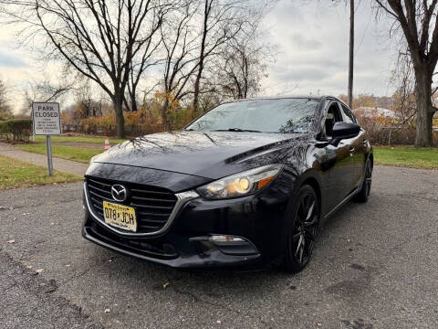 2017 Mazda 3 Touring 2.5 FWD photo