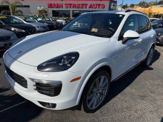 2017 Porsche Cayenne S E-Hybrid Platinum Edition AWD photo