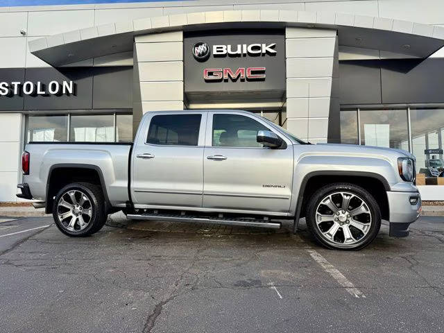 2017 GMC Sierra 1500 Denali 4WD photo