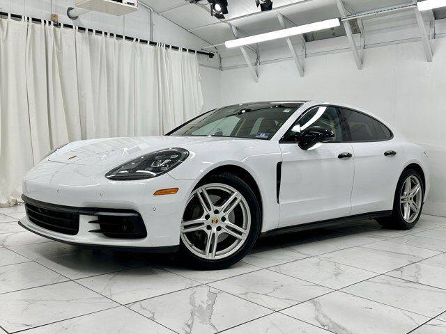 2017 Porsche Panamera 4S AWD photo