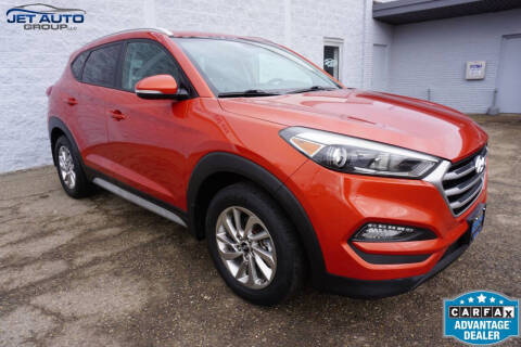 2017 Hyundai Tucson SE Plus AWD photo