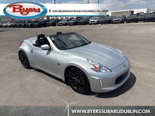 2016 Nissan 370Z  RWD photo
