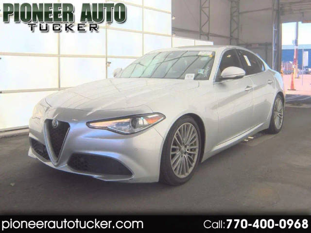 2017 Alfa Romeo Giulia Ti RWD photo