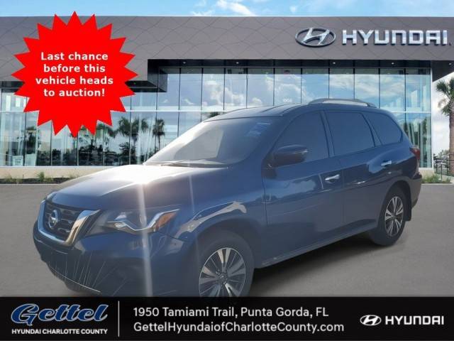 2017 Nissan Pathfinder S FWD photo