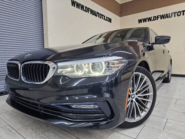 2017 BMW 5 Series 530i RWD photo