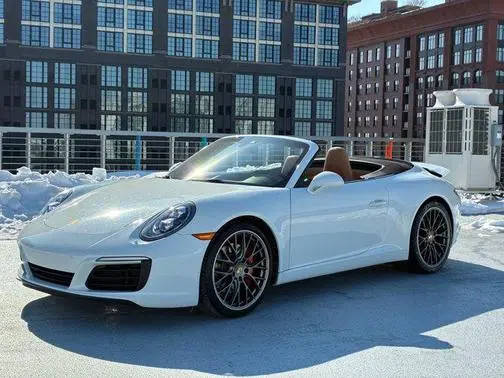 2017 Porsche 911 Carrera S RWD photo
