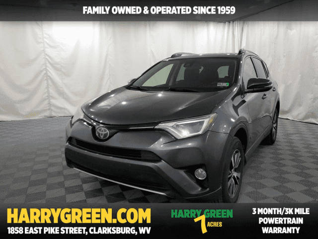 2017 Toyota RAV4 XLE AWD photo
