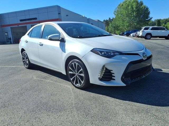 2017 Toyota Corolla SE FWD photo