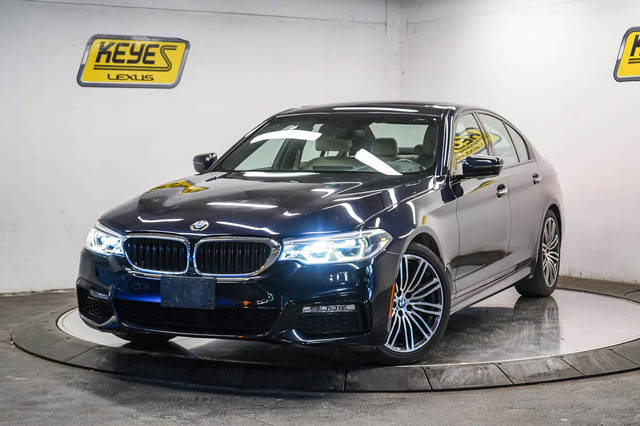 2017 BMW 5 Series 540i RWD photo