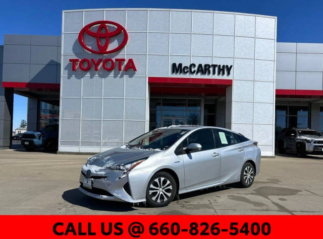 2017 Toyota Prius Two FWD photo