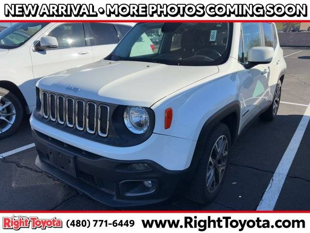 2017 Jeep Renegade Latitude FWD photo