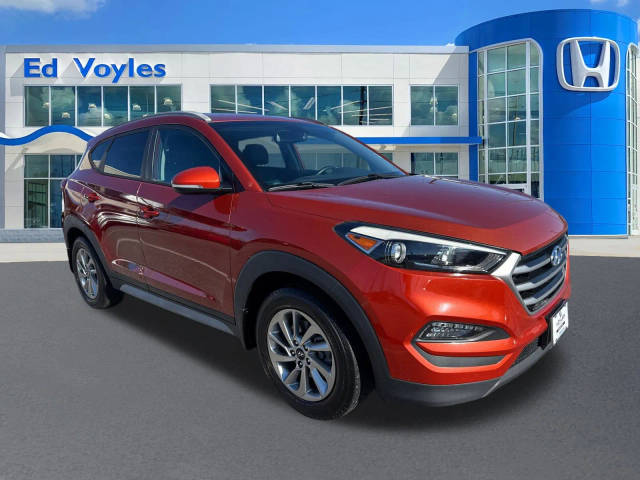 2017 Hyundai Tucson SE Plus FWD photo