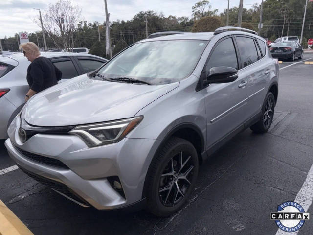 2017 Toyota RAV4 SE FWD photo