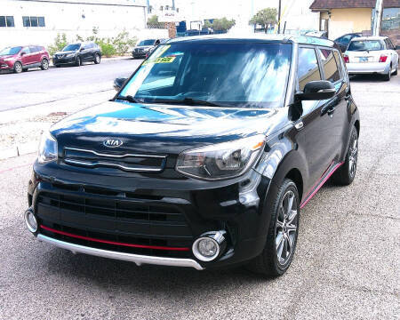 2017 Kia Soul ! FWD photo