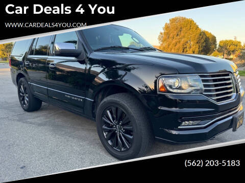 2017 Lincoln Navigator Select RWD photo