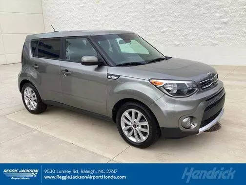 2017 Kia Soul + FWD photo