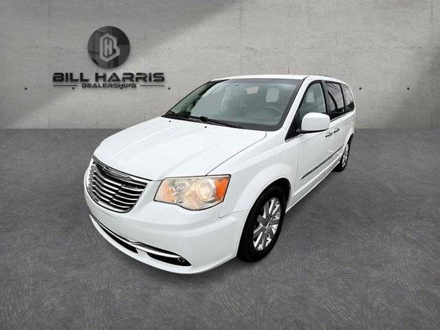 2016 Chrysler Town and Country Touring-L FWD photo