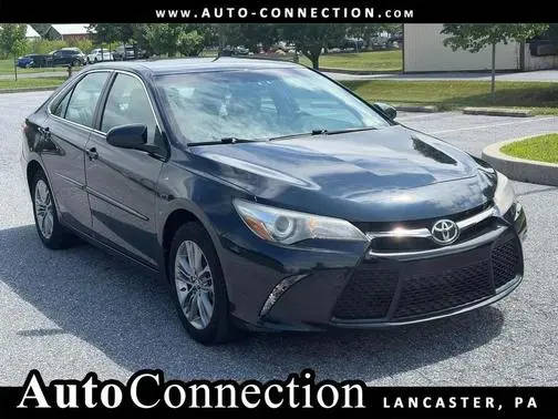 2017 Toyota Camry SE FWD photo