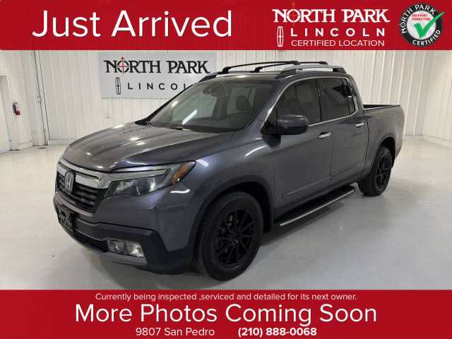 2017 Honda Ridgeline RTL-E AWD photo