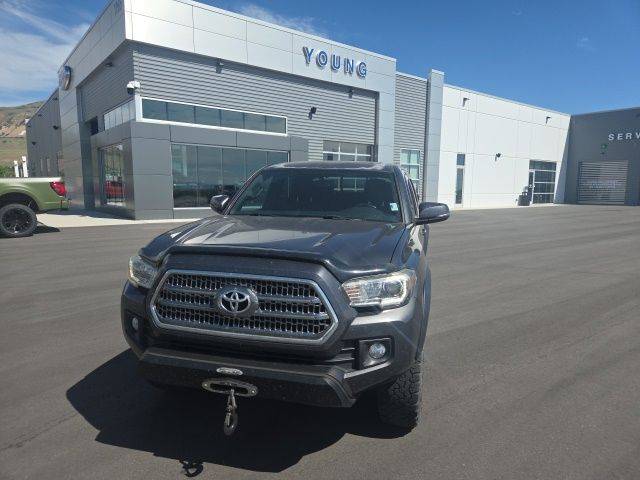 2017 Toyota Tacoma TRD Off Road 4WD photo