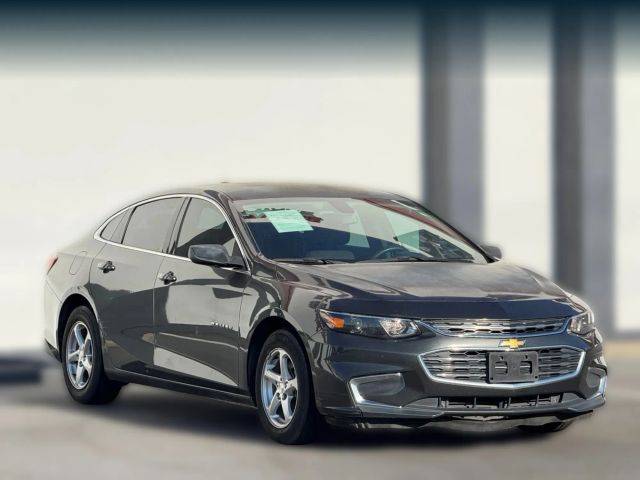 2017 Chevrolet Malibu LS FWD photo