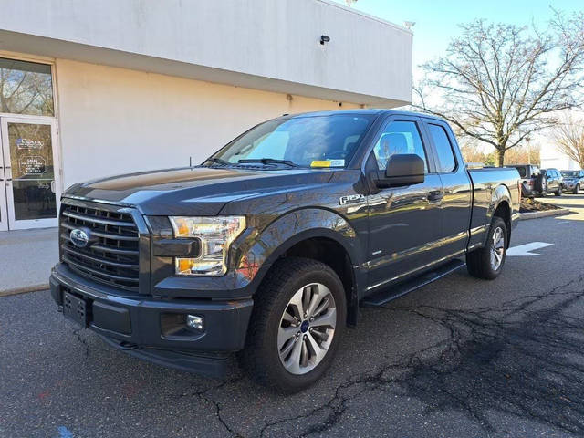 2017 Ford F-150 XL 4WD photo